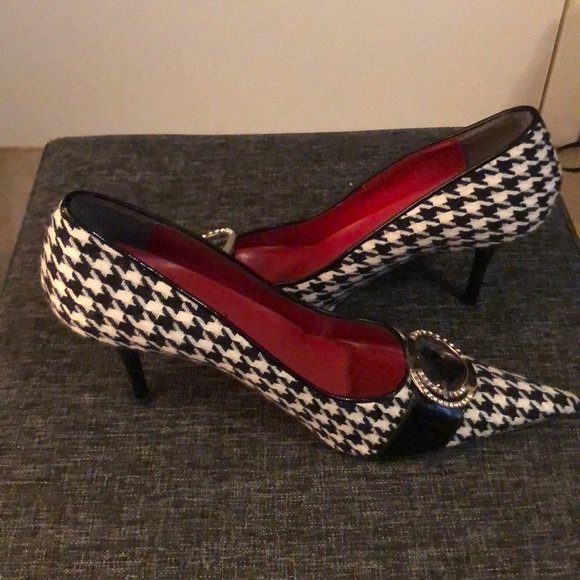 Black and White J.Renee - Picture 2 of 2